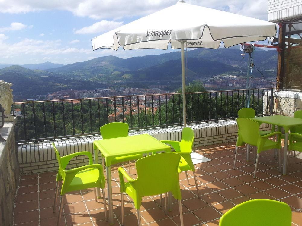 Hotel Artxanda Bilbao, Parking Gratuito En El Exterior Junto Al Hotel (Adults Only) エクステリア 写真